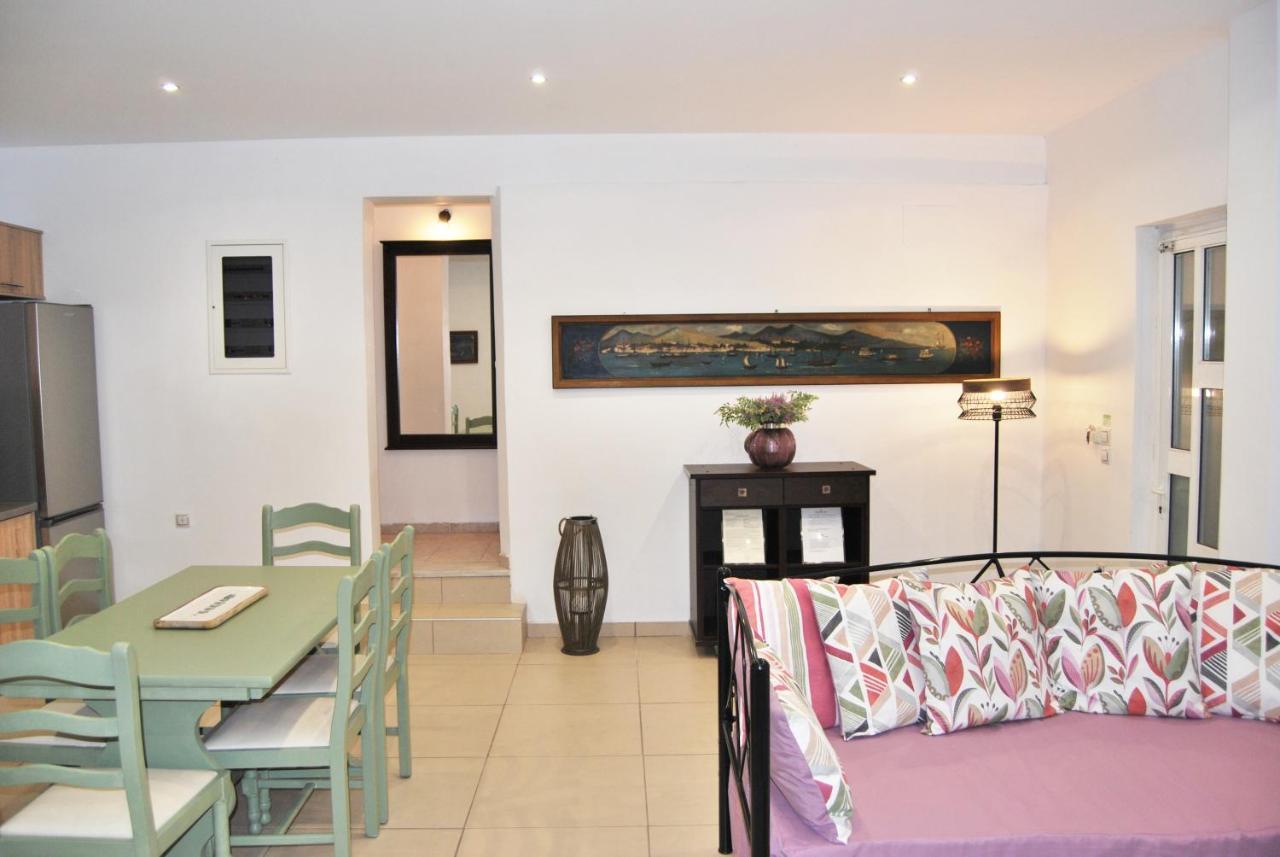 Chrysiida Suites Tersanas Bagian luar foto