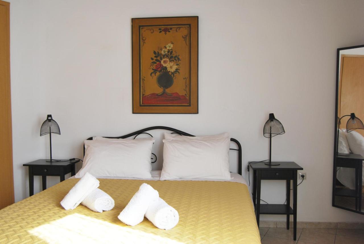 Chrysiida Suites Tersanas Bagian luar foto