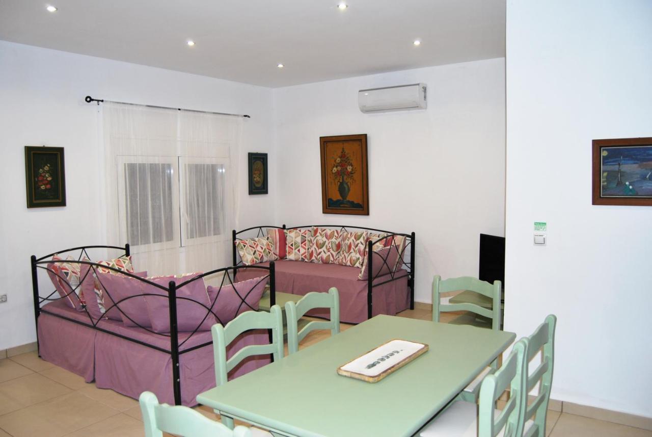 Chrysiida Suites Tersanas Bagian luar foto